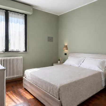 Appartamento Parcheggio Privato *